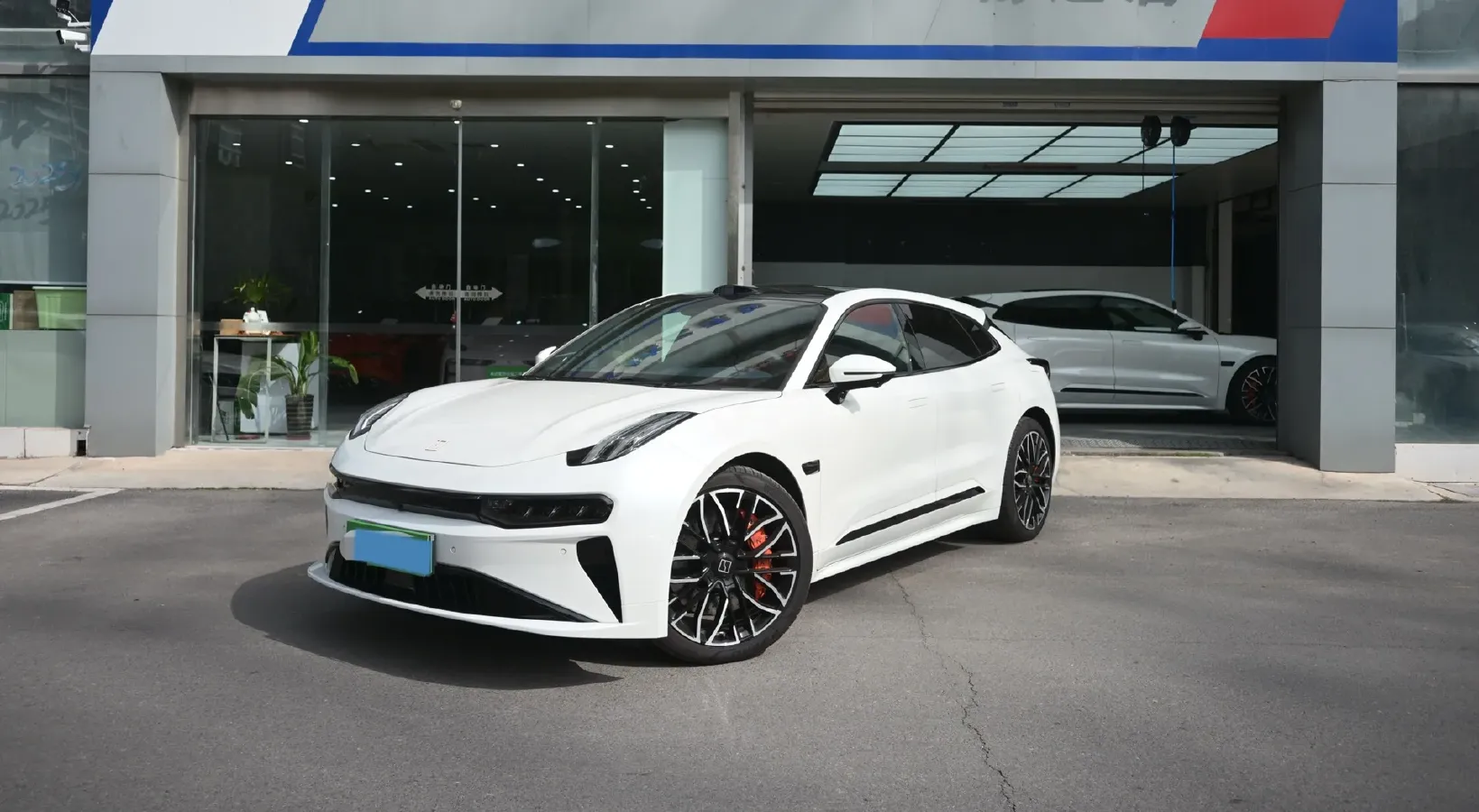 2025 Zeekr 001 BEV 100KWH,autocango,china used car exporter,china ev exporter,chinese used car exporter,chinese used ev exporter