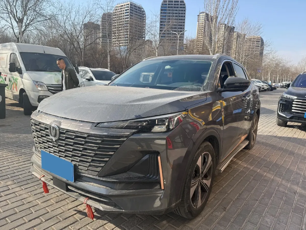 2022 ChangAn UNI-V 1.5T 188HP L4 7DCT,autocango,china used car exporter,china ev exporter,chinese used car exporter,chinese used ev exporter