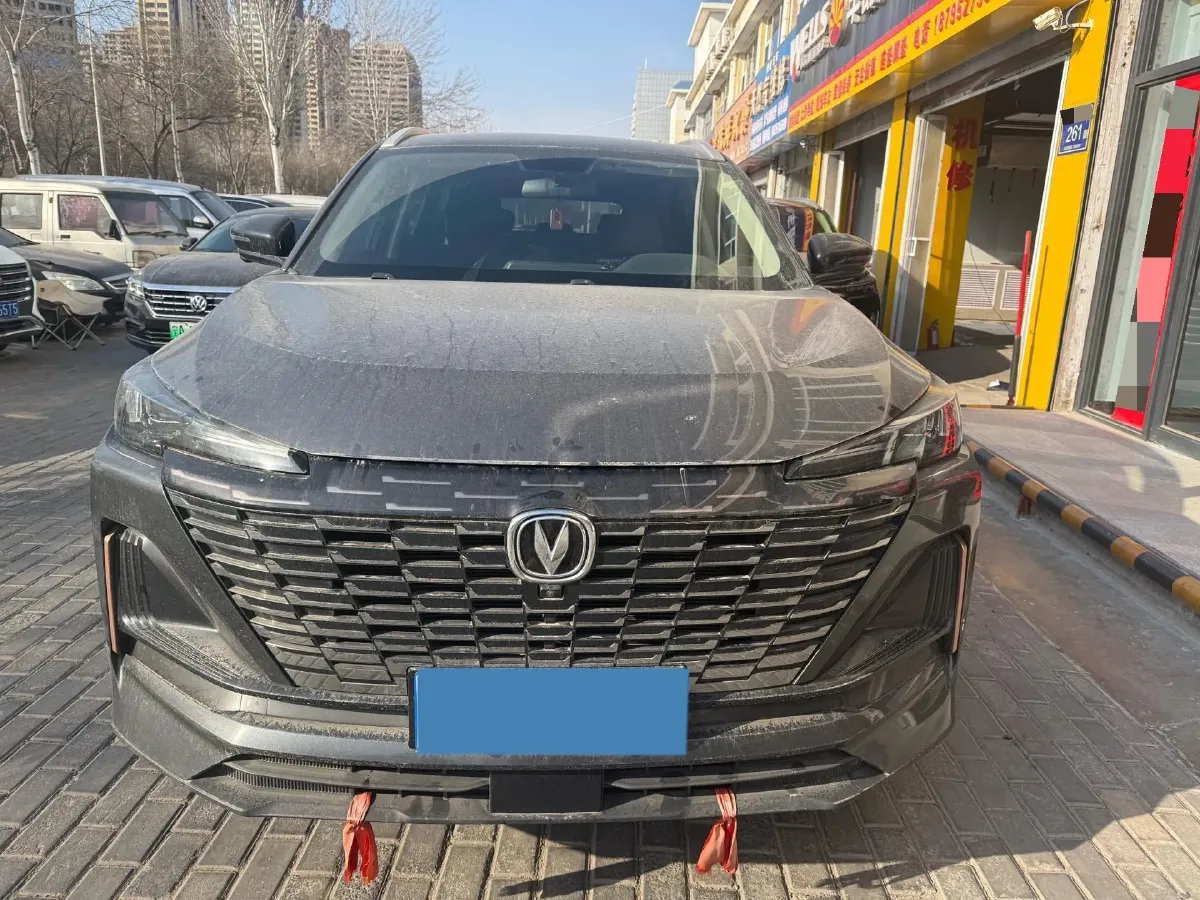 2022 ChangAn UNI-V 1.5T 188HP L4 7DCT,autocango,china used car exporter,china ev exporter,chinese used car exporter,chinese used ev exporter