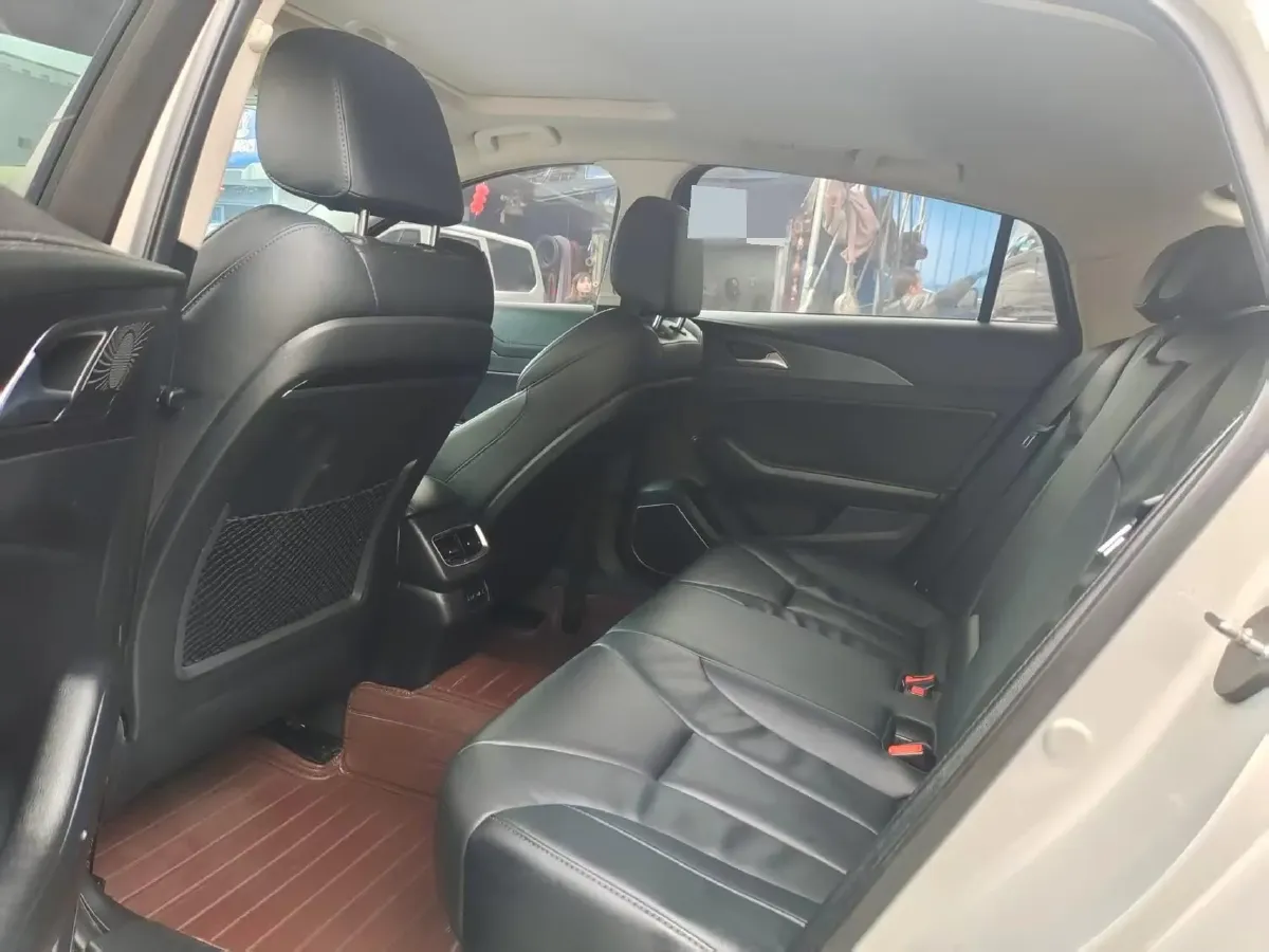 2022 HongQi H5 1.5T 169HP L4 7DCT,autocango,china used car exporter,china ev exporter,chinese used car exporter,chinese used ev exporter