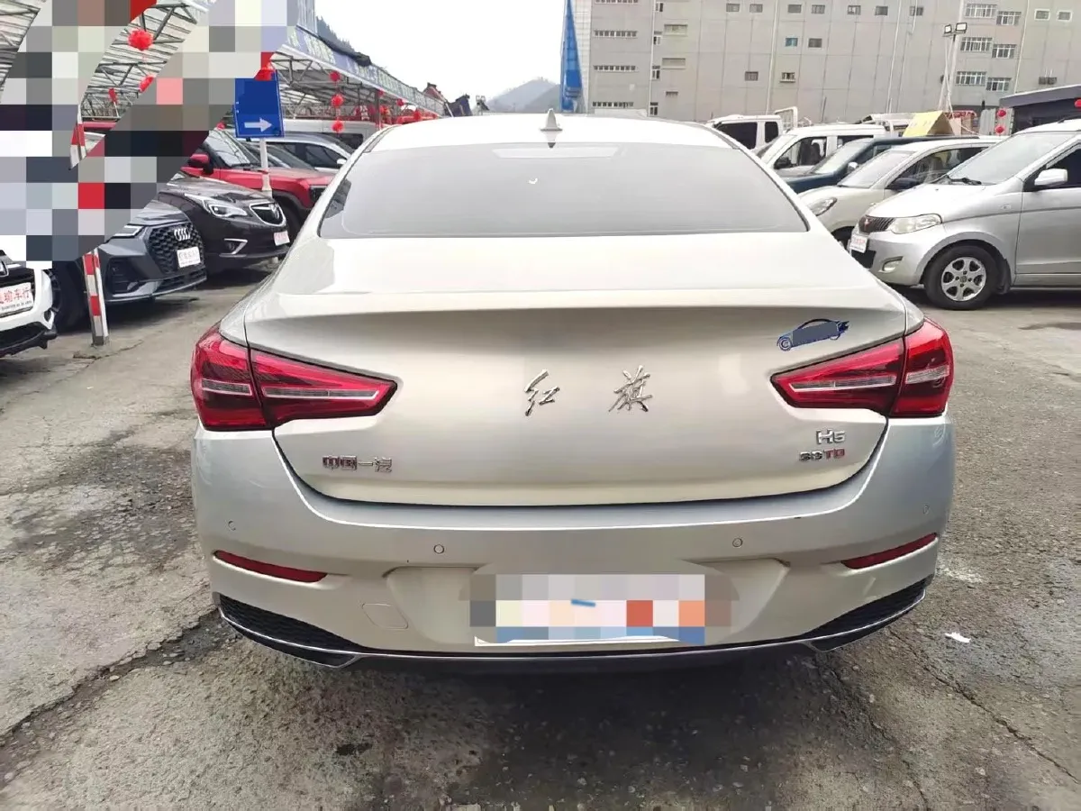 2022 HongQi H5 1.5T 169HP L4 7DCT,autocango,china used car exporter,china ev exporter,chinese used car exporter,chinese used ev exporter