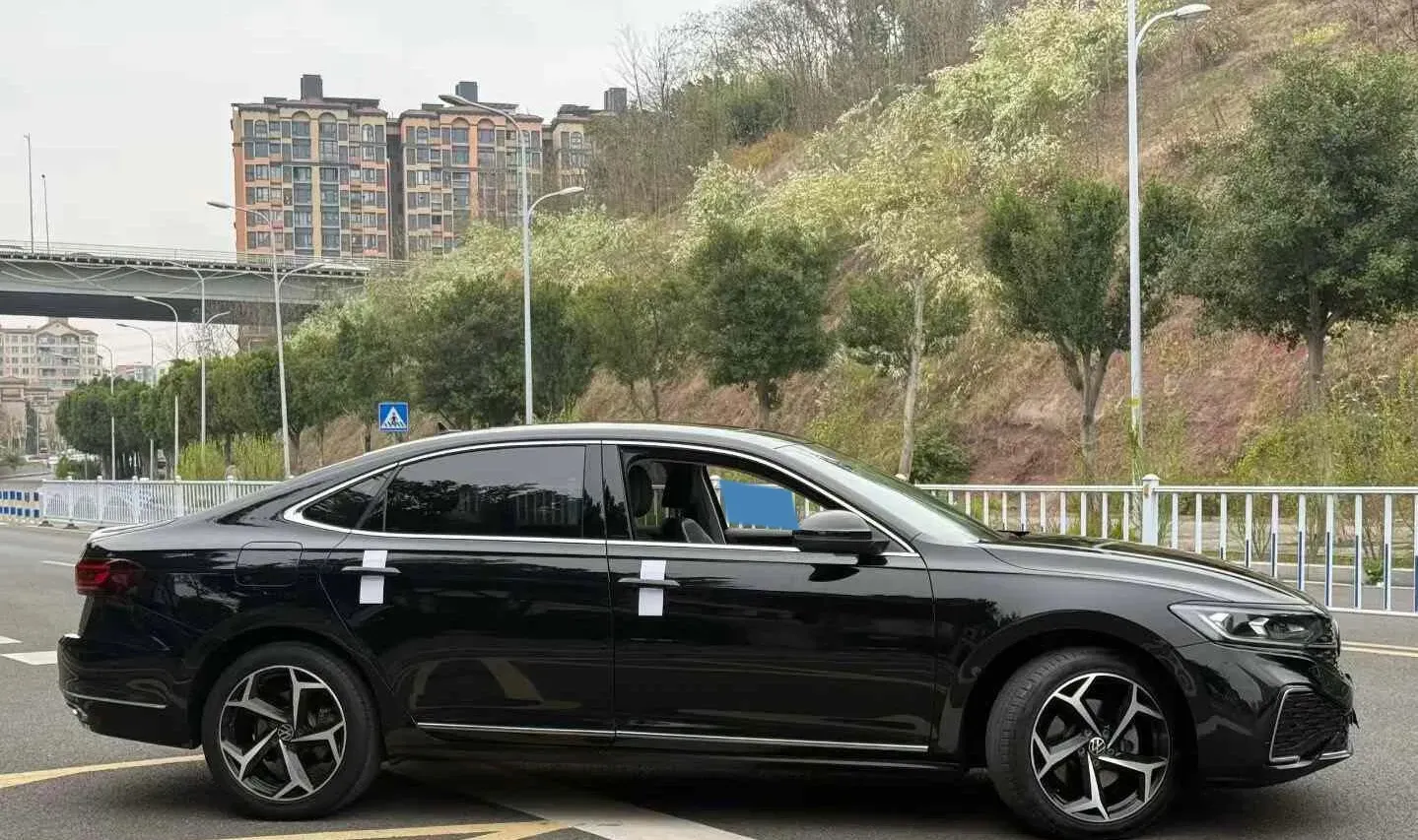 2023 Volkswagen Passat 2.0T 186HP L4 7DCT,autocango,china used car exporter,china ev exporter,chinese used car exporter,chinese used ev exporter