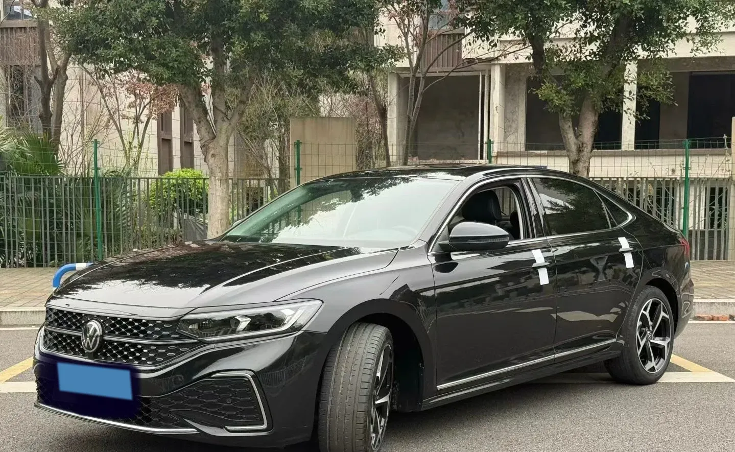 2023 Volkswagen Passat 2.0T 186HP L4 7DCT,autocango,china used car exporter,china ev exporter,chinese used car exporter,chinese used ev exporter