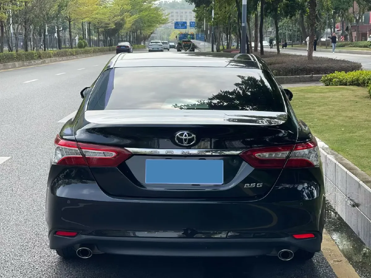 2021 Toyota Camry 2.5L 209HP L4 8AT,autocango,china used car exporter,china ev exporter,chinese used car exporter,chinese used ev exporter
