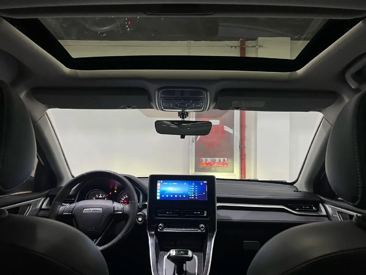 2021 Haval M6 1.5T 150HP L4 7DCT,autocango,china used car exporter,china ev exporter,chinese used car exporter,chinese used ev exporter