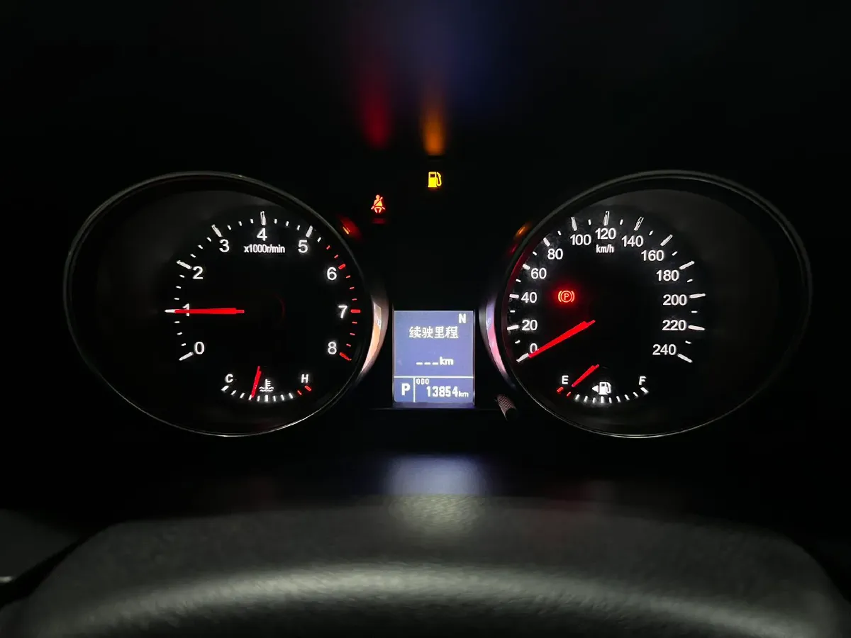 2021 Haval M6 1.5T 150HP L4 7DCT,autocango,china used car exporter,china ev exporter,chinese used car exporter,chinese used ev exporter