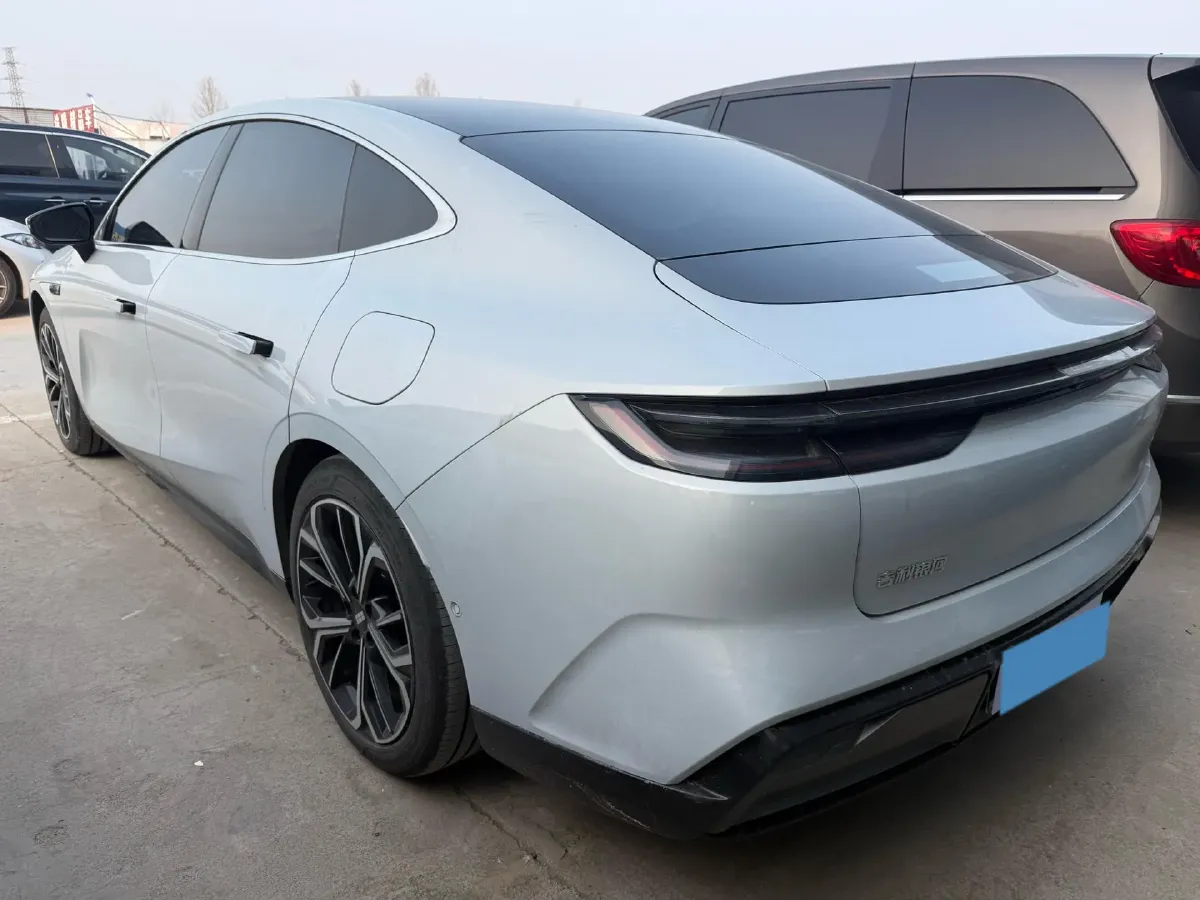 2025 MAXUS InterstellarX 2.5T 224HP L4 8AT,autocango,china used car exporter,china ev exporter,chinese used car exporter,chinese used ev exporter