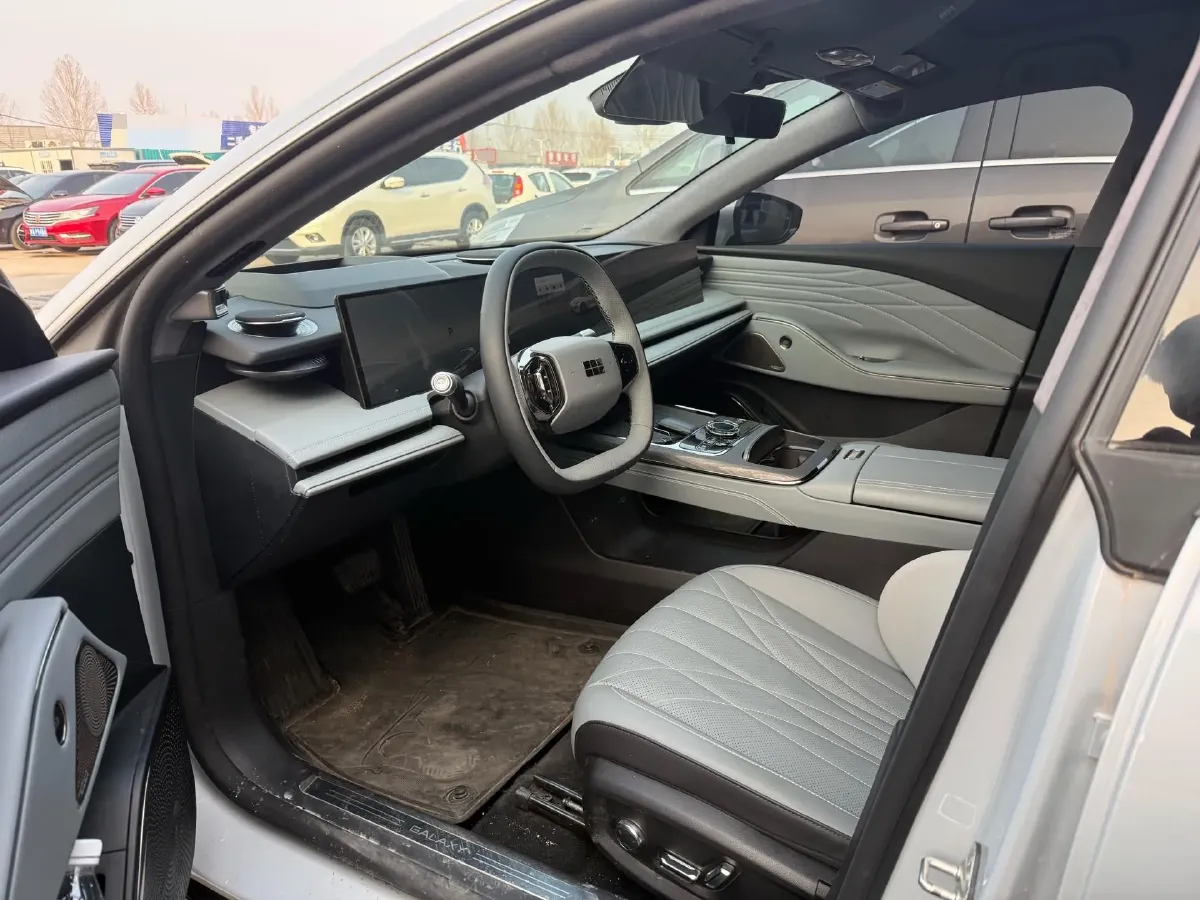 2025 MAXUS InterstellarX 2.5T 224HP L4 8AT,autocango,china used car exporter,china ev exporter,chinese used car exporter,chinese used ev exporter