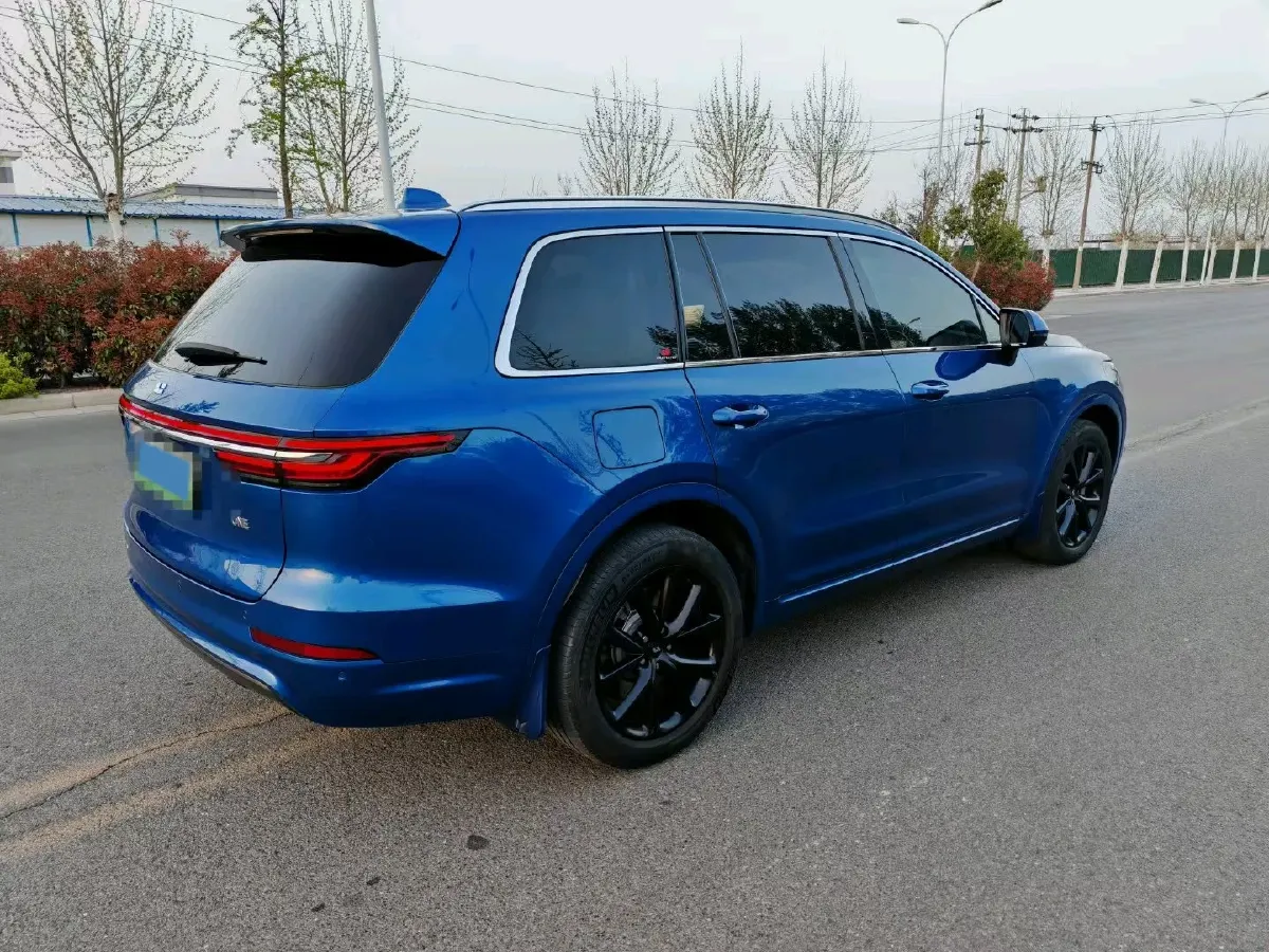 2020 Li ONE Range Extended 131HP REEV 40.5KWH,autocango,china used car exporter,china ev exporter,chinese used car exporter,chinese used ev exporter