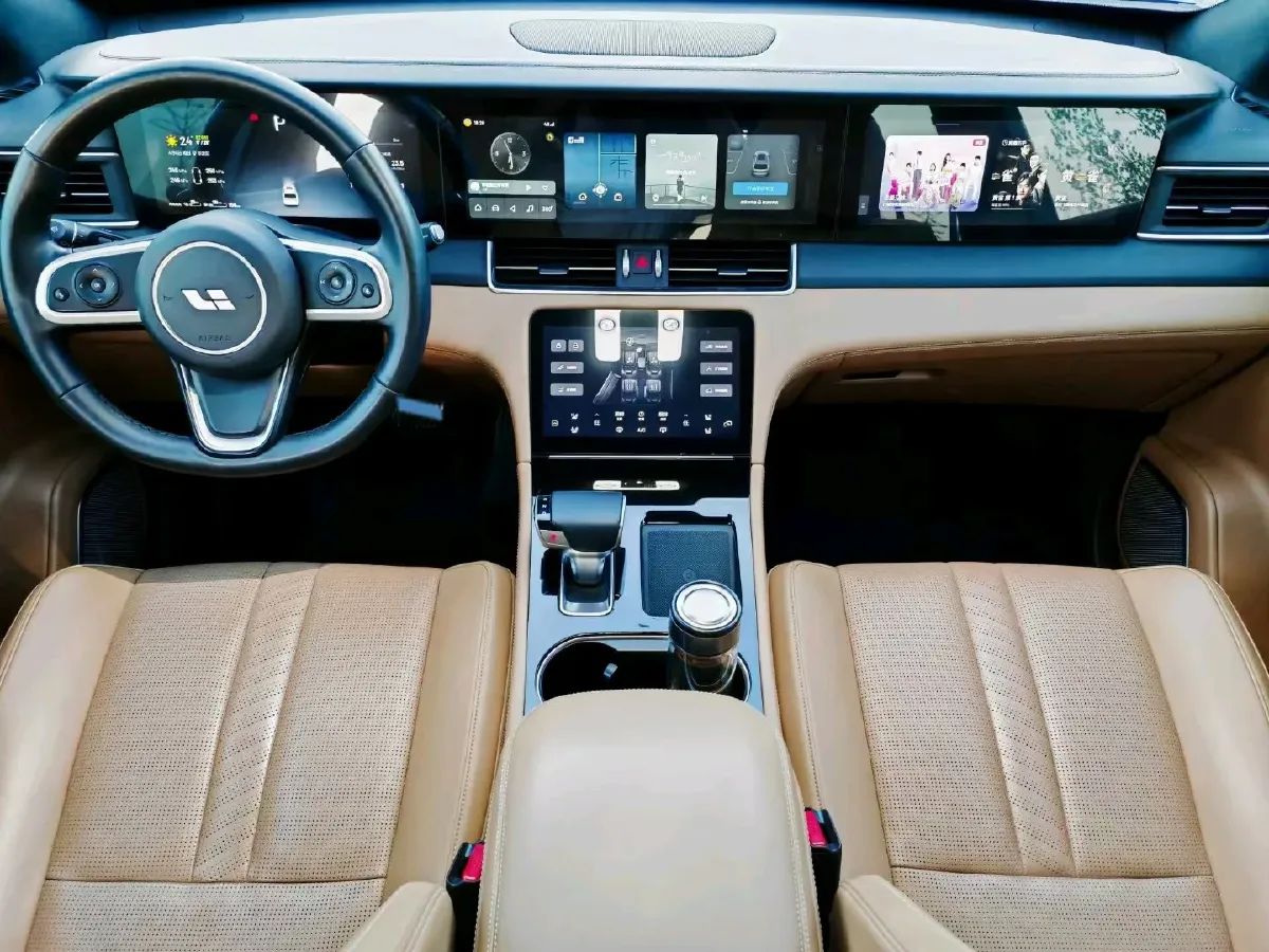 2020 Li ONE Range Extended 131HP REEV 40.5KWH,autocango,china used car exporter,china ev exporter,chinese used car exporter,chinese used ev exporter