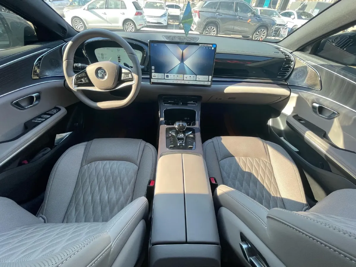 2025 BYD Han 1.5T 156HP L4 E-CVT PHEV,autocango,china used car exporter,china ev exporter,chinese used car exporter,chinese used ev exporter