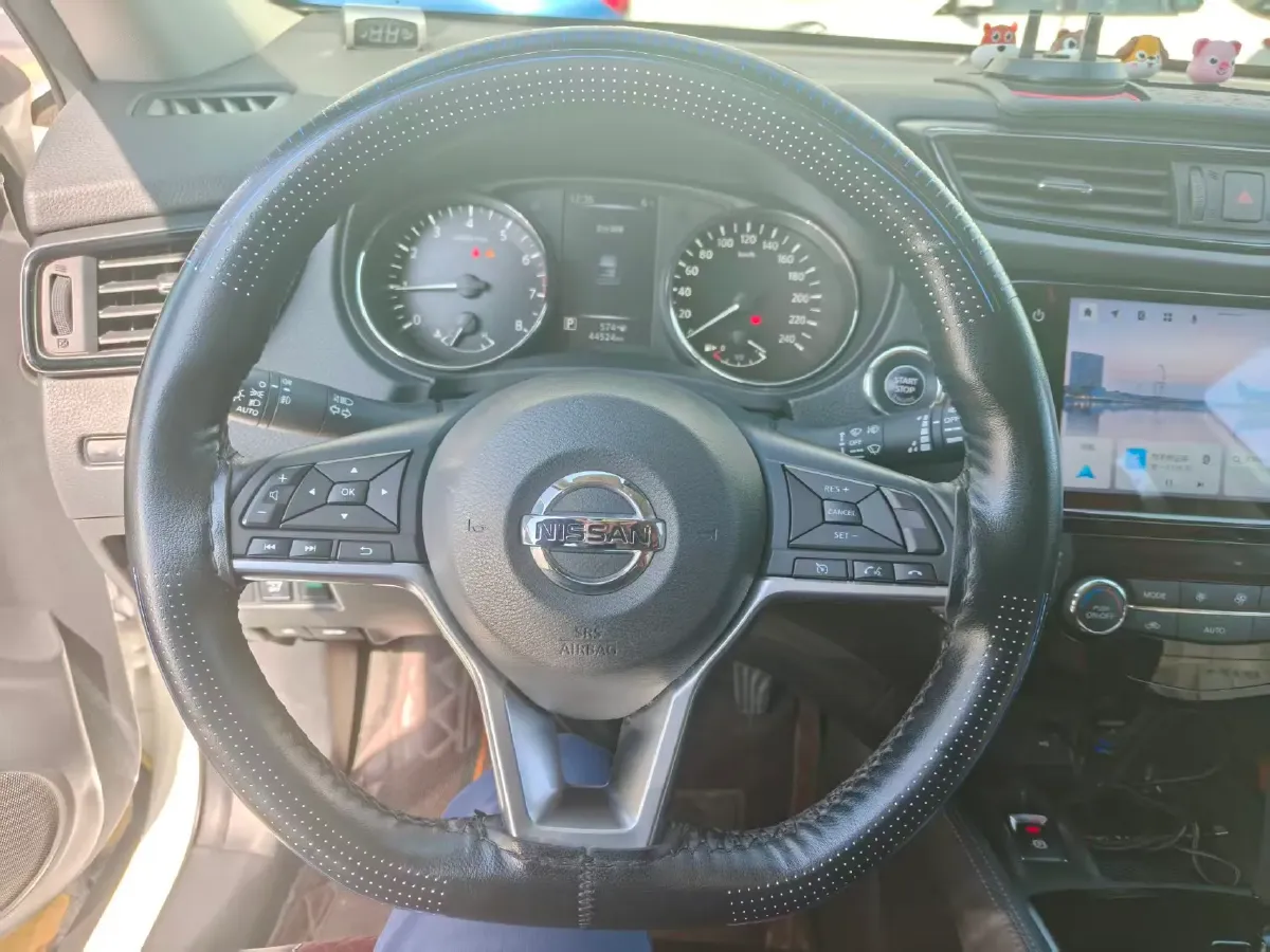 2023 Nissan X-Trail 2.0L 151HP L4 CVT,autocango,china used car exporter,china ev exporter,chinese used car exporter,chinese used ev exporter