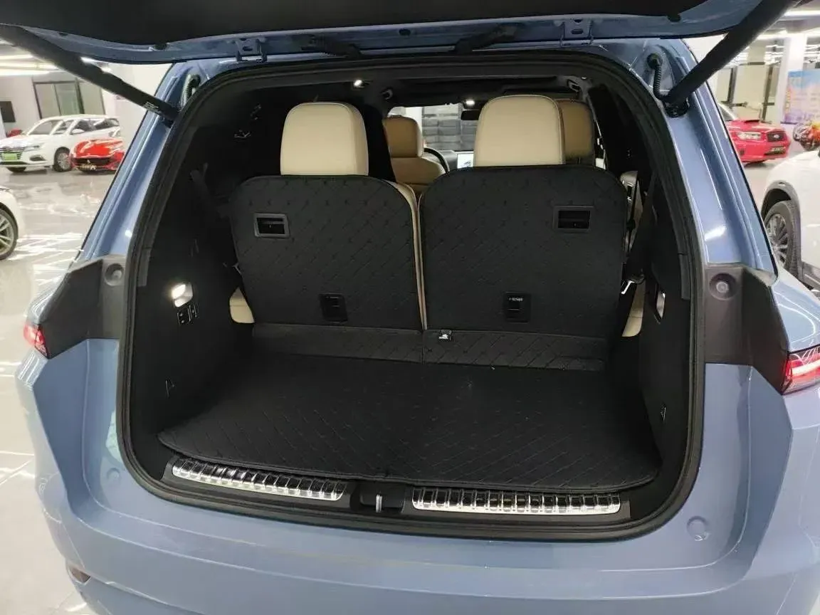 2022 Li L9 Range Extended 154HP REEV 42.6KWH,autocango,china used car exporter,china ev exporter,chinese used car exporter,chinese used ev exporter