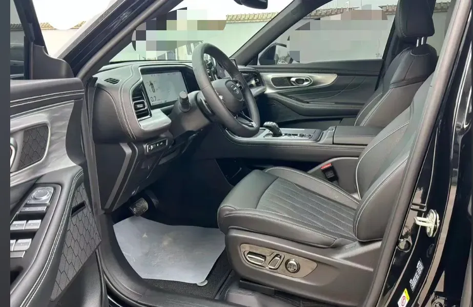 2024 GAC Trumpchi GS8 2.0T 252HP L4 8AT,autocango,china used car exporter,china ev exporter,chinese used car exporter,chinese used ev exporter