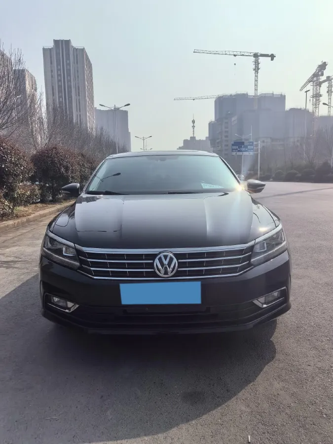 2017 Volkswagen Passat 1.8T 180HP L4 7DCT,autocango,china used car exporter,china ev exporter,chinese used car exporter,chinese used ev exporter