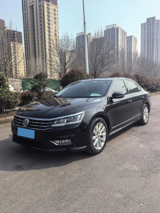 2017 Volkswagen Passat 1.8T 180HP L4 7DCT,autocango,china used car exporter,china ev exporter,chinese used car exporter,chinese used ev exporter