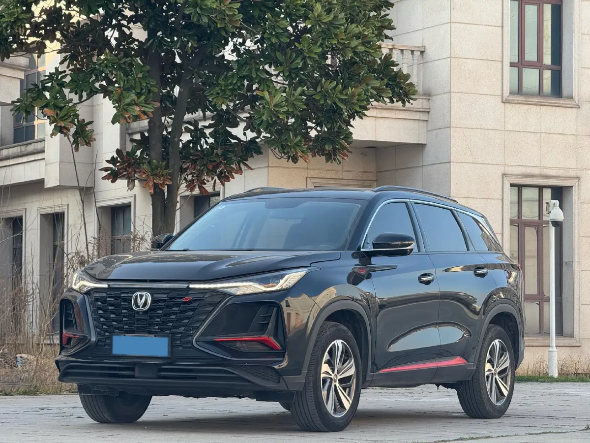 2022 ChangAn CS75 Plus 1.5T 178HP L4 6AT,autocango,china used car exporter,china ev exporter,chinese used car exporter,chinese used ev exporter