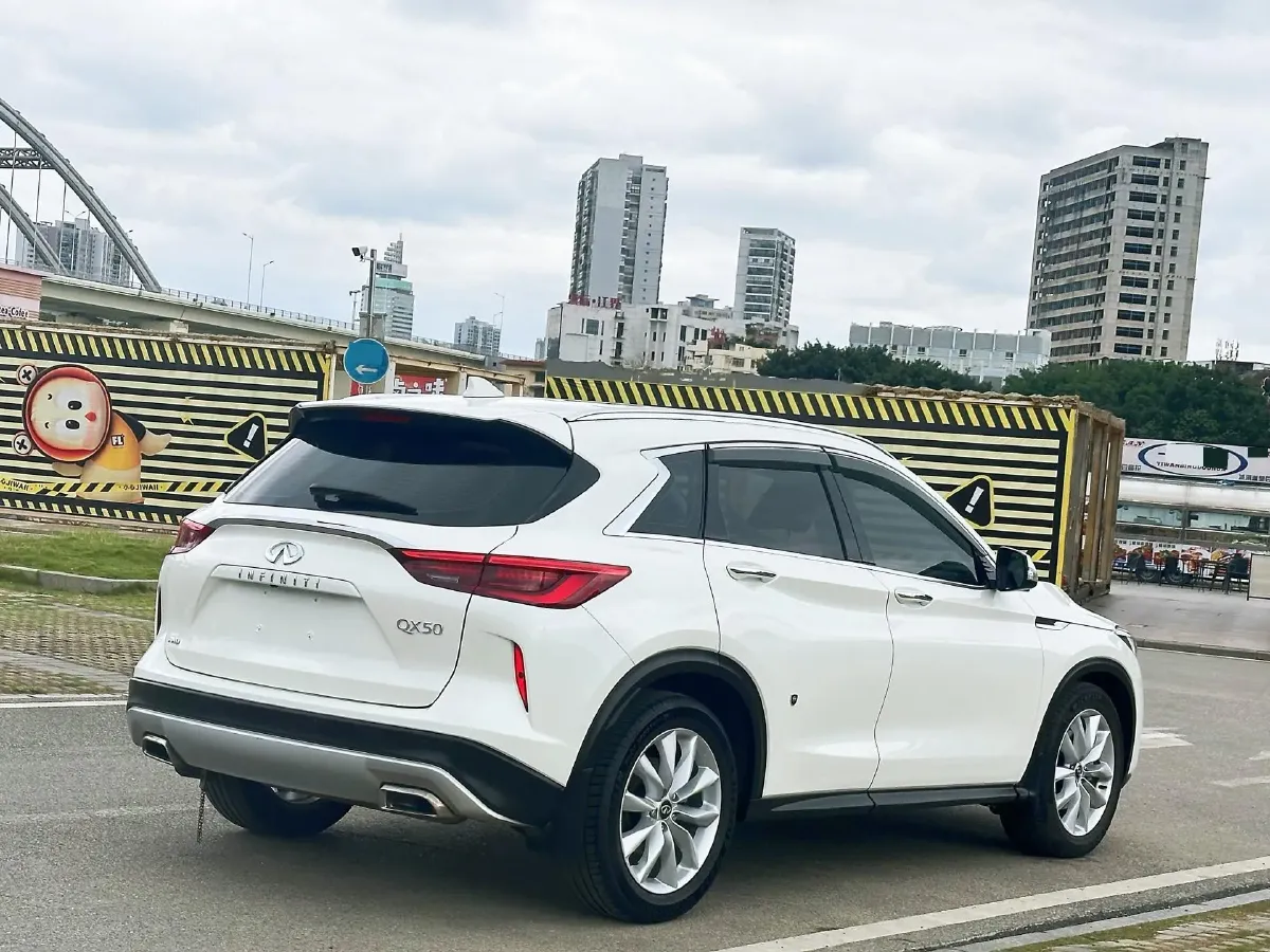 2018 Mitsubishi Pajero 3.0L 174HP V6 5AT,autocango,china used car exporter,china ev exporter,chinese used car exporter,chinese used ev exporter