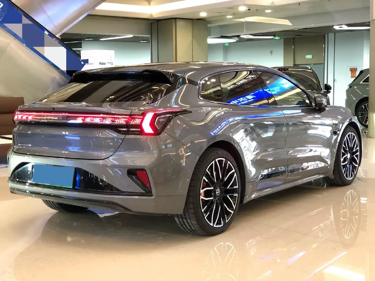 2025 Zeekr 001 BEV 100KWH,autocango,china used car exporter,china ev exporter,chinese used car exporter,chinese used ev exporter