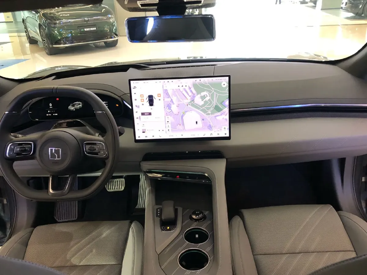 2025 Zeekr 001 BEV 100KWH,autocango,china used car exporter,china ev exporter,chinese used car exporter,chinese used ev exporter