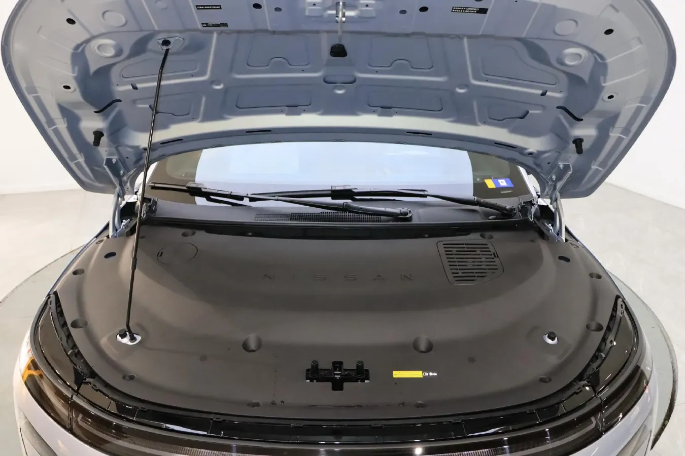 2025 Nissan N7 BEV 73KWH,autocango,china used car exporter,china ev exporter,chinese used car exporter,chinese used ev exporter