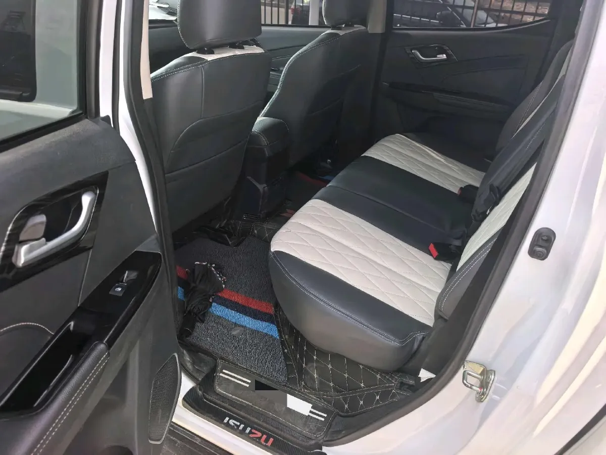 2020 Isuzu LingTuo 2.5T 150HP L4 6AT,autocango,china used car exporter,china ev exporter,chinese used car exporter,chinese used ev exporter
