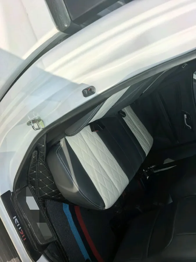 2020 Isuzu LingTuo 2.5T 150HP L4 6AT,autocango,china used car exporter,china ev exporter,chinese used car exporter,chinese used ev exporter