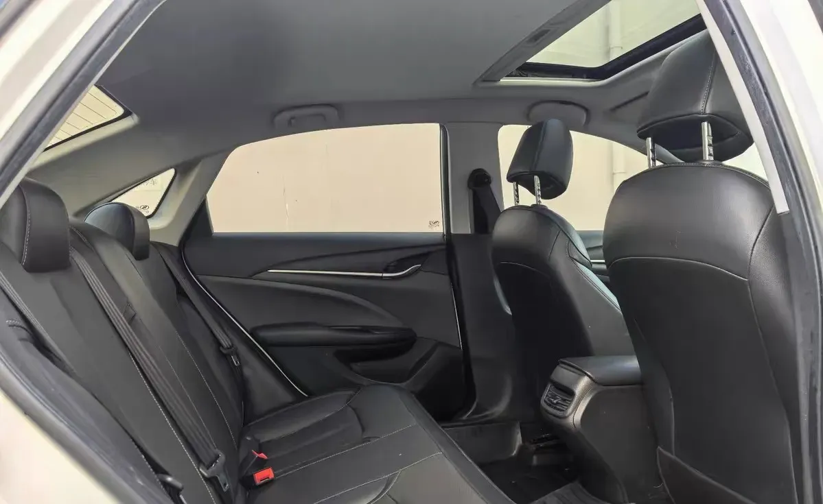 2021 Buick Excelle 1.5L 113HP L4 6AT,autocango,china used car exporter,china ev exporter,chinese used car exporter,chinese used ev exporter