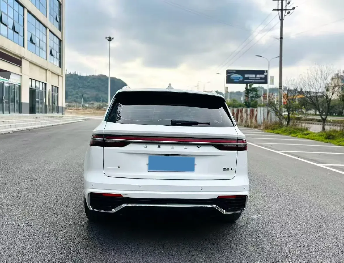 2021 Geely Monjaro 2.0T 218HP L4 7DCT,autocango,china used car exporter,china ev exporter,chinese used car exporter,chinese used ev exporter