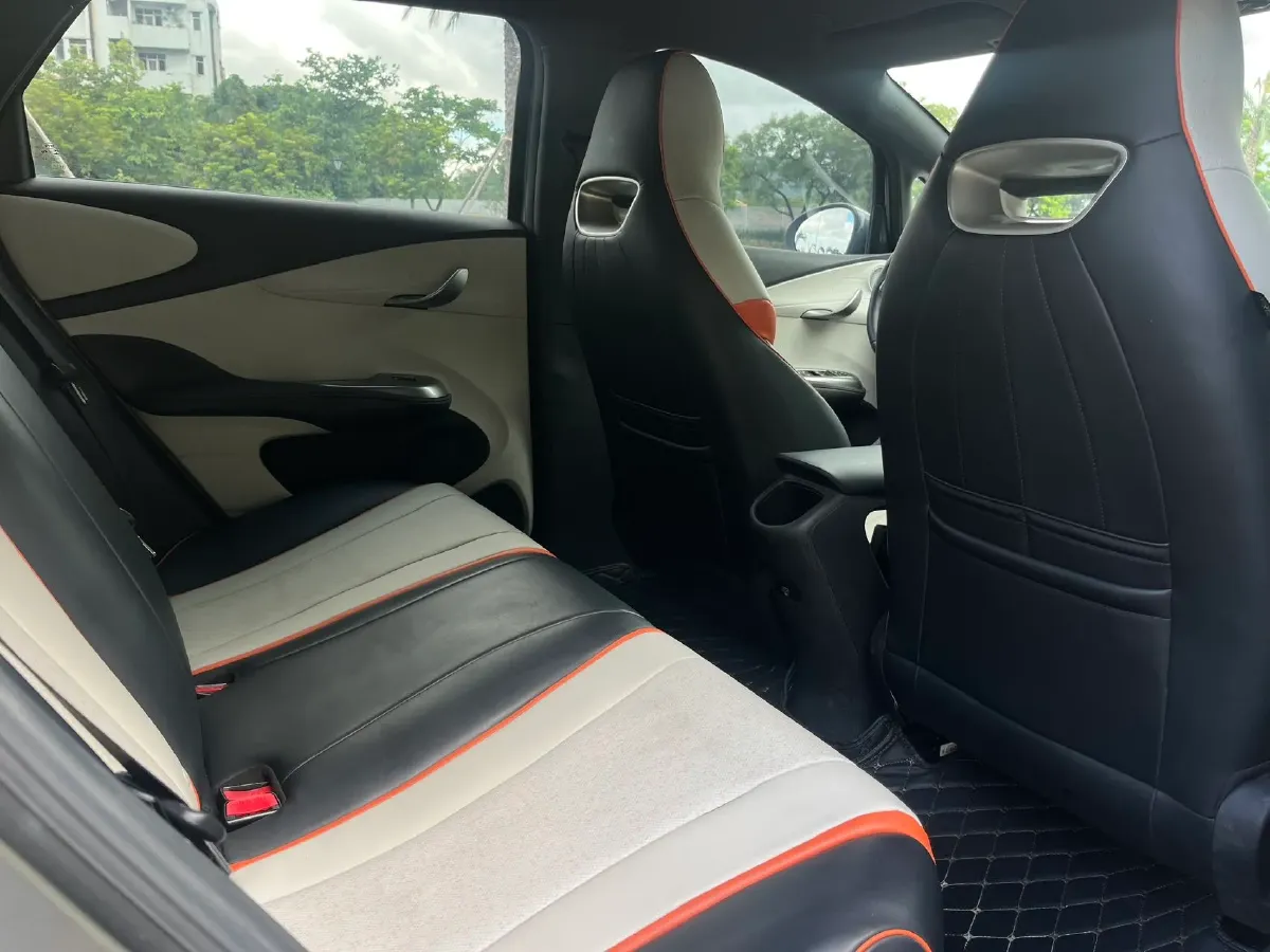 2021 Ford Escort 1.5L 122HP L3 6AT,autocango,china used car exporter,china ev exporter,chinese used car exporter,chinese used ev exporter