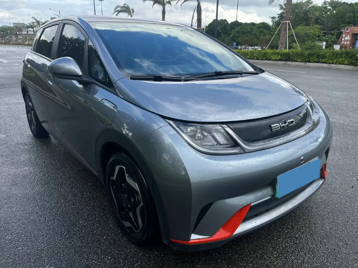 2021 Ford Escort 1.5L 122HP L3 6AT,autocango,china used car exporter,china ev exporter,chinese used car exporter,chinese used ev exporter