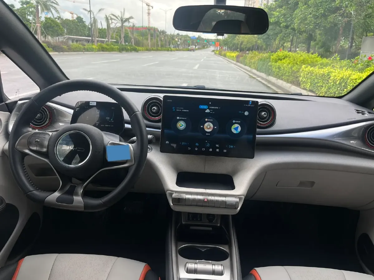 2021 Ford Escort 1.5L 122HP L3 6AT,autocango,china used car exporter,china ev exporter,chinese used car exporter,chinese used ev exporter