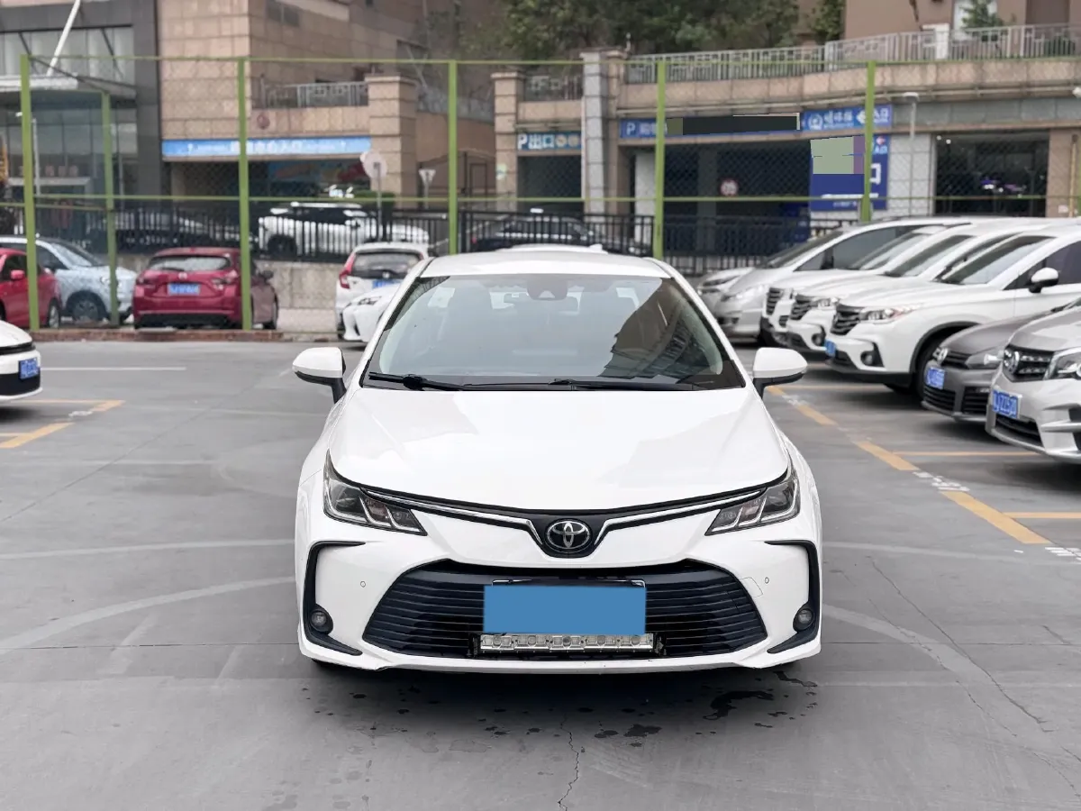 2022 Toyota Corolla 1.2T 116HP L4 CVT,autocango,china used car exporter,china ev exporter,chinese used car exporter,chinese used ev exporter