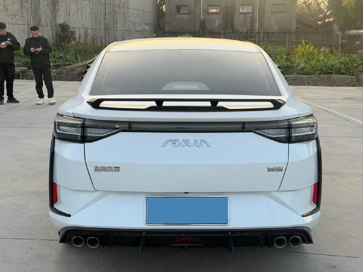 2023 DongFeng Aeolus YiXuan 1.5L 125HP L4 6DCT,autocango,china used car exporter,china ev exporter,chinese used car exporter,chinese used ev exporter