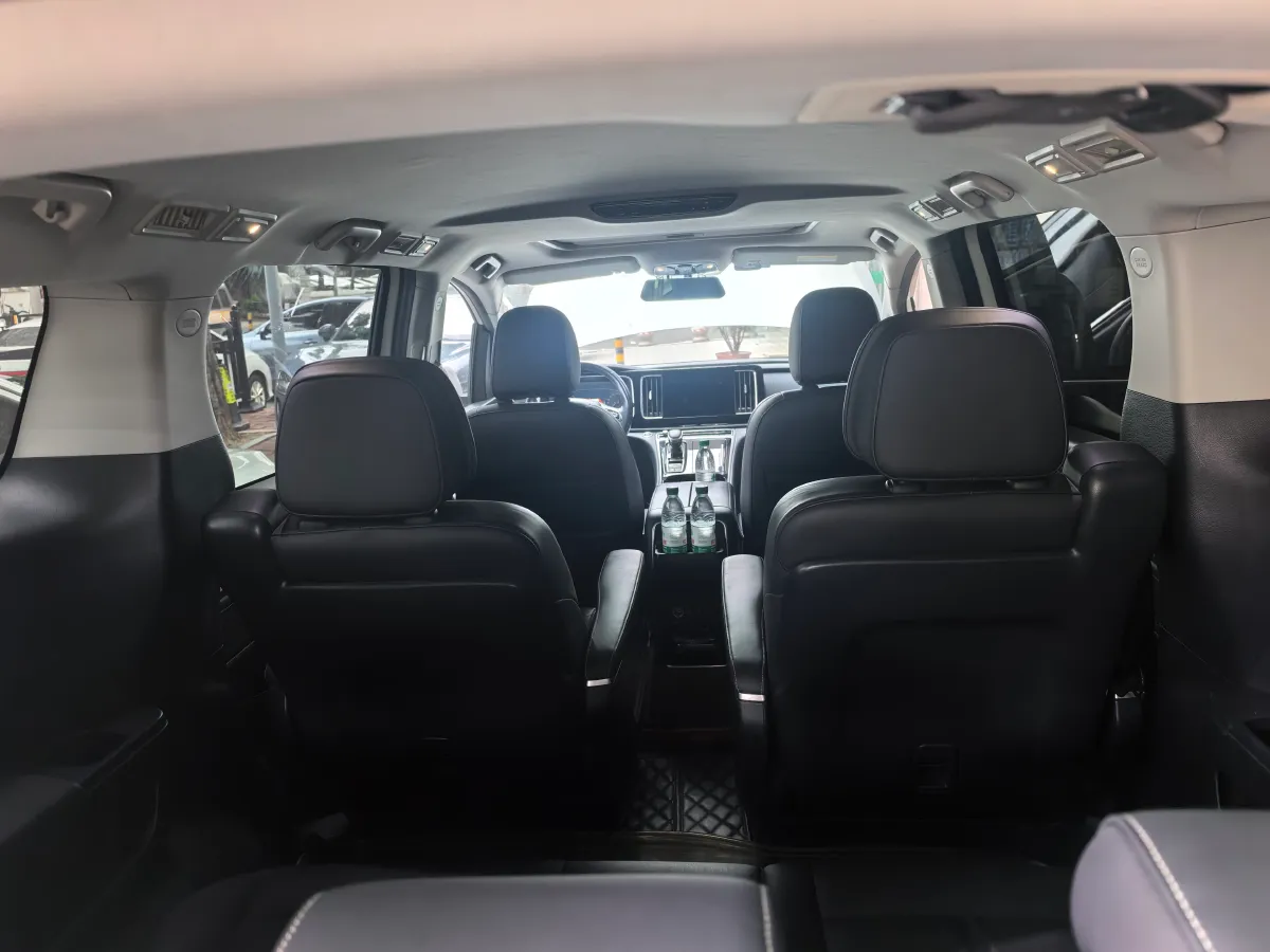 2021 GAC Trumpchi M8 2.0T 252HP L4 8AT,autocango,china used car exporter,china ev exporter,chinese used car exporter,chinese used ev exporter