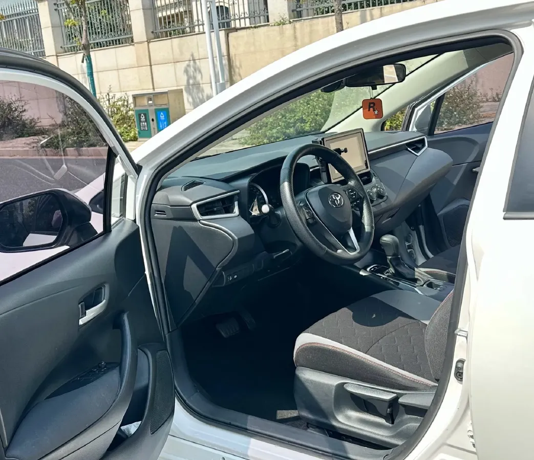 2022 Toyota Corolla 1.2T 116HP L4 CVT,autocango,china used car exporter,china ev exporter,chinese used car exporter,chinese used ev exporter