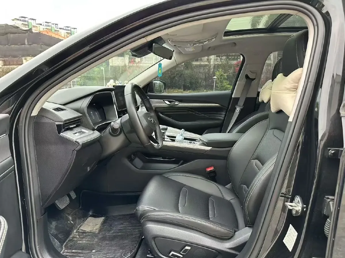 2023 Geely Preface 2.0T 190HP L4 7DCT,autocango,china used car exporter,china ev exporter,chinese used car exporter,chinese used ev exporter