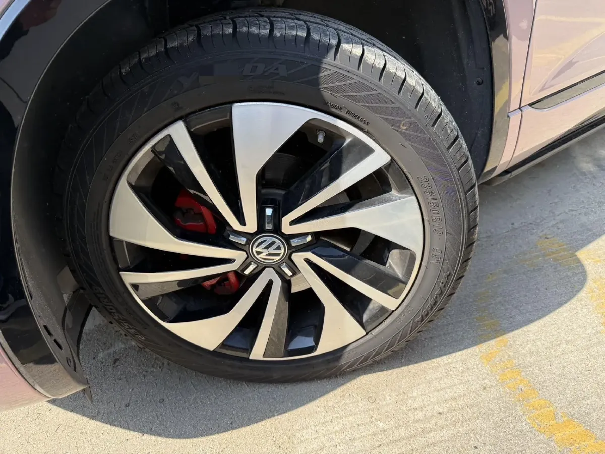 2020 Volkswagen Tayron X 2.0T 186HP L4 7DCT,autocango,china used car exporter,china ev exporter,chinese used car exporter,chinese used ev exporter