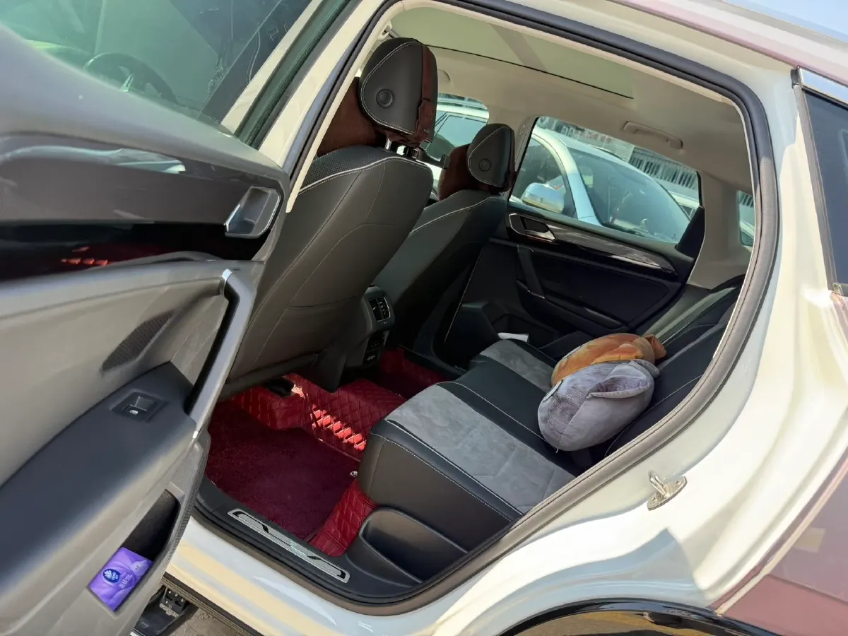 2020 Volkswagen Tayron X 2.0T 186HP L4 7DCT,autocango,china used car exporter,china ev exporter,chinese used car exporter,chinese used ev exporter