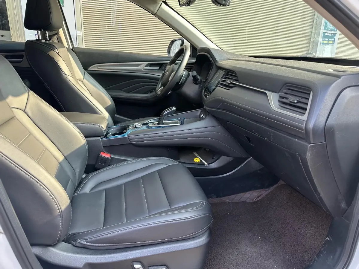 2019 Haval F7 2.0T 197HP L4 7DCT,autocango,china used car exporter,china ev exporter,chinese used car exporter,chinese used ev exporter