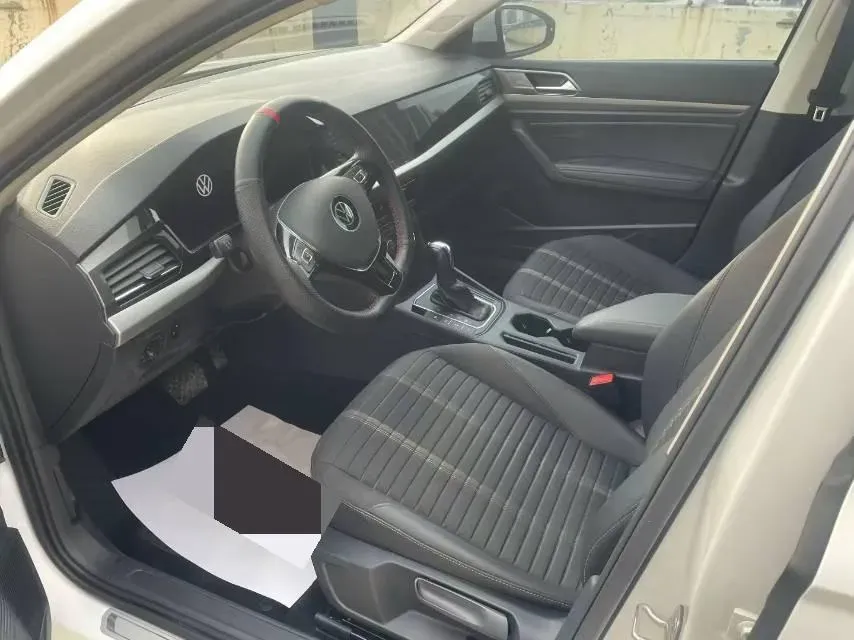 2022 Volkswagen T-Roc 1.4T 150HP L4 7DCT,autocango,china used car exporter,china ev exporter,chinese used car exporter,chinese used ev exporter