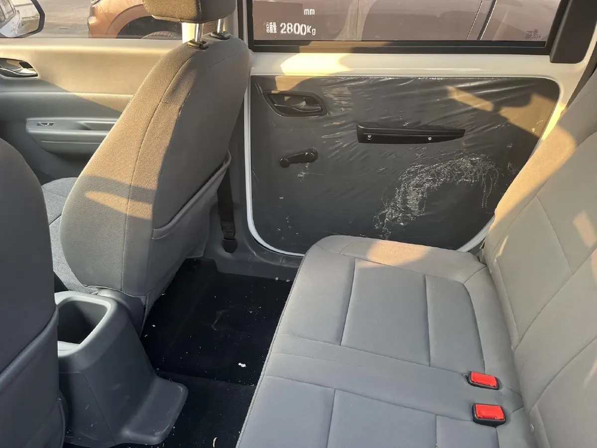 2024 WuLing HongGuang New Energy BEV 32.6KWH,autocango,china used car exporter,china ev exporter,chinese used car exporter,chinese used ev exporter