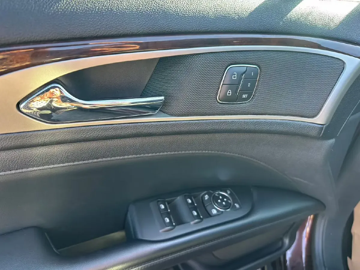 2019 Lincoln MKZ 2.0T 203HP L4 6AT,autocango,china used car exporter,china ev exporter,chinese used car exporter,chinese used ev exporter