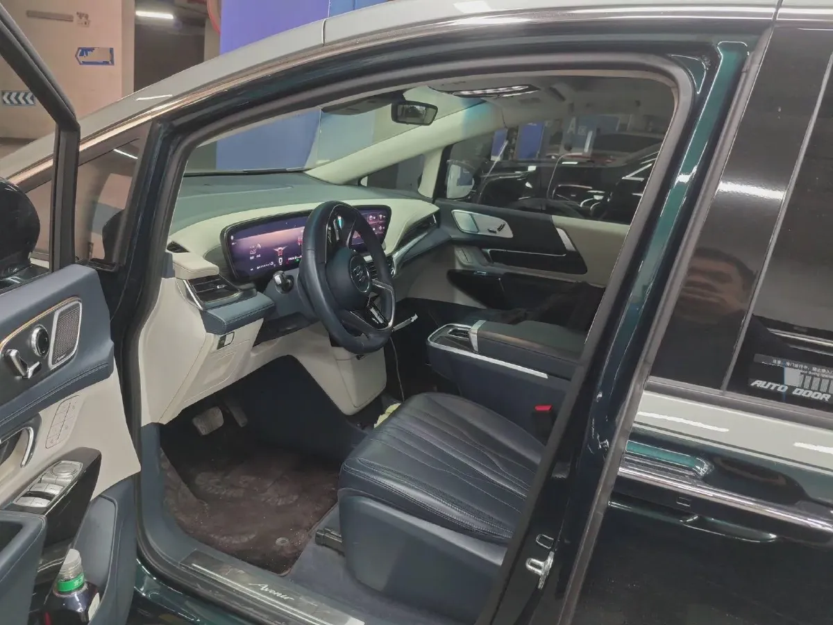 2023 Buick Century 2.0T 237HP L4 9AT,autocango,china used car exporter,china ev exporter,chinese used car exporter,chinese used ev exporter