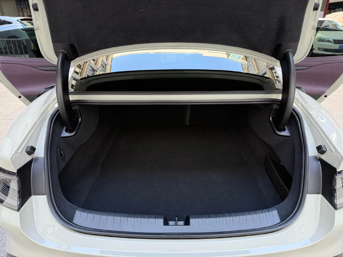 2024 MI SU7 BEV 94.3KWH,autocango,china used car exporter,china ev exporter,chinese used car exporter,chinese used ev exporter