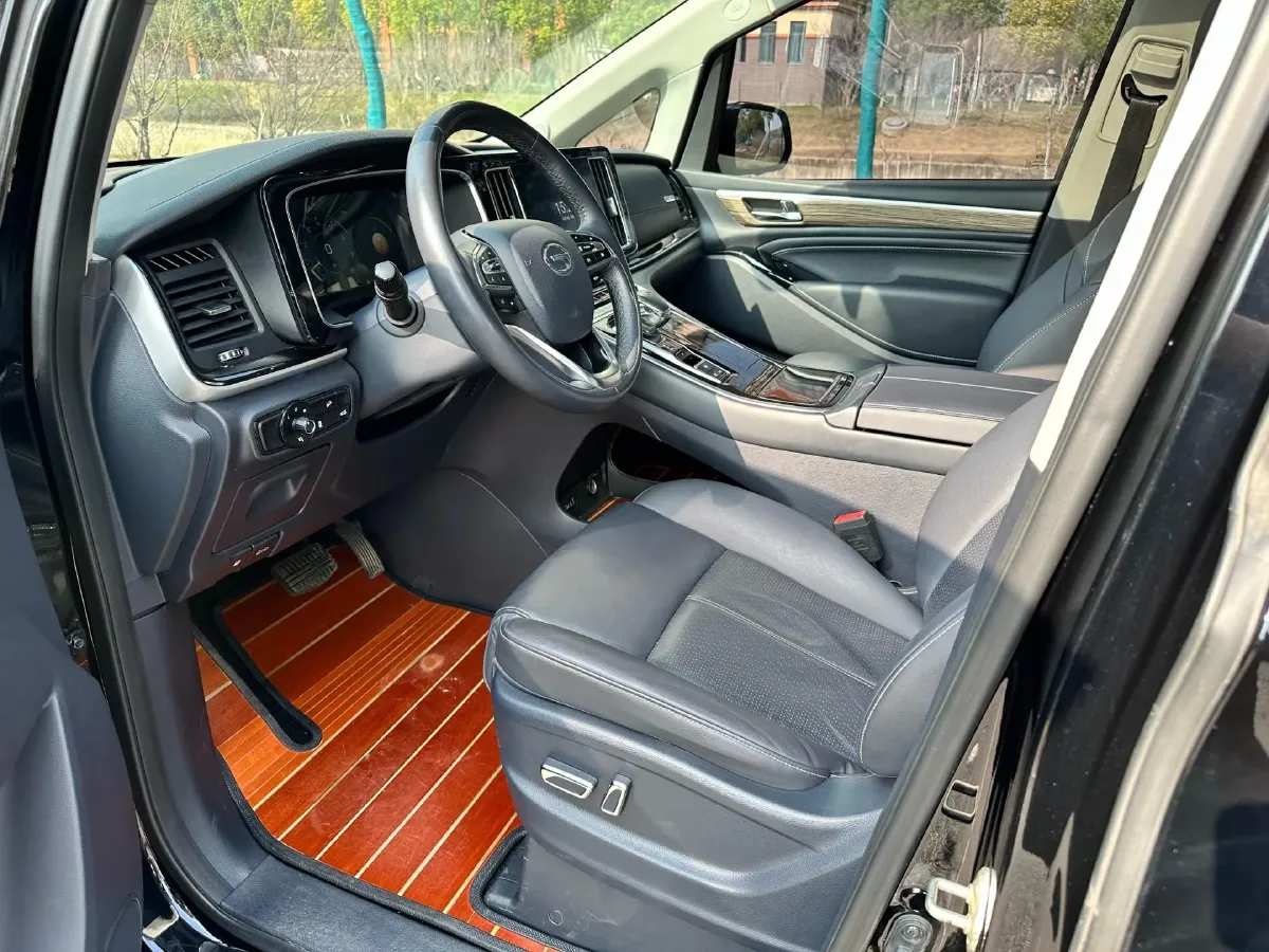 2023 GAC Trumpchi M8 2.0T 252HP L4 8AT,autocango,china used car exporter,china ev exporter,chinese used car exporter,chinese used ev exporter