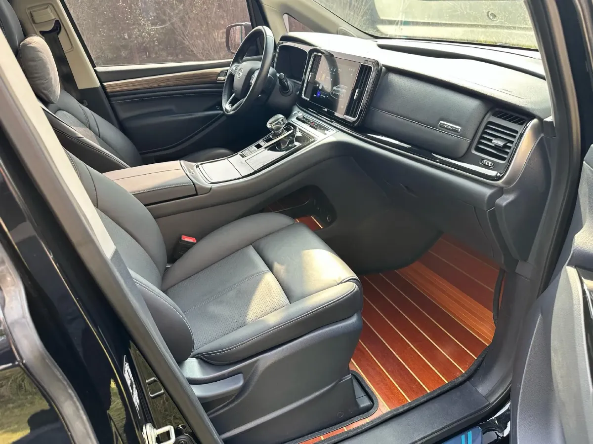 2023 GAC Trumpchi M8 2.0T 252HP L4 8AT,autocango,china used car exporter,china ev exporter,chinese used car exporter,chinese used ev exporter