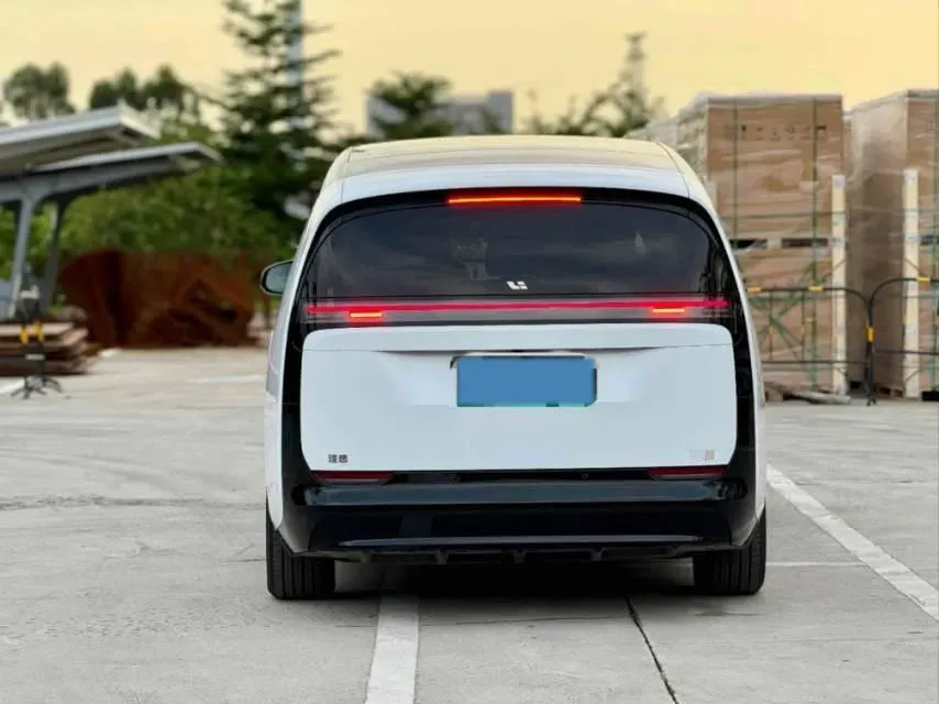 2024 Li MEGA BEV 102.7KWH,autocango,china used car exporter,china ev exporter,chinese used car exporter,chinese used ev exporter