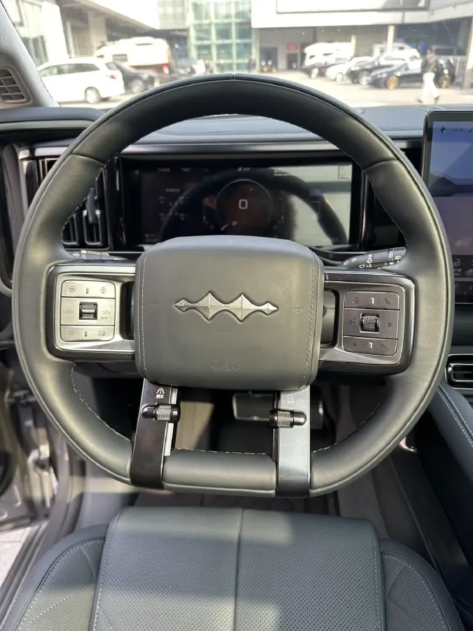 2023 FangChengBao Bao 5 1.5T 194HP L4 E-CVT PHEV 31.8KWH,autocango,china used car exporter,china ev exporter,chinese used car exporter,chinese used ev exporter