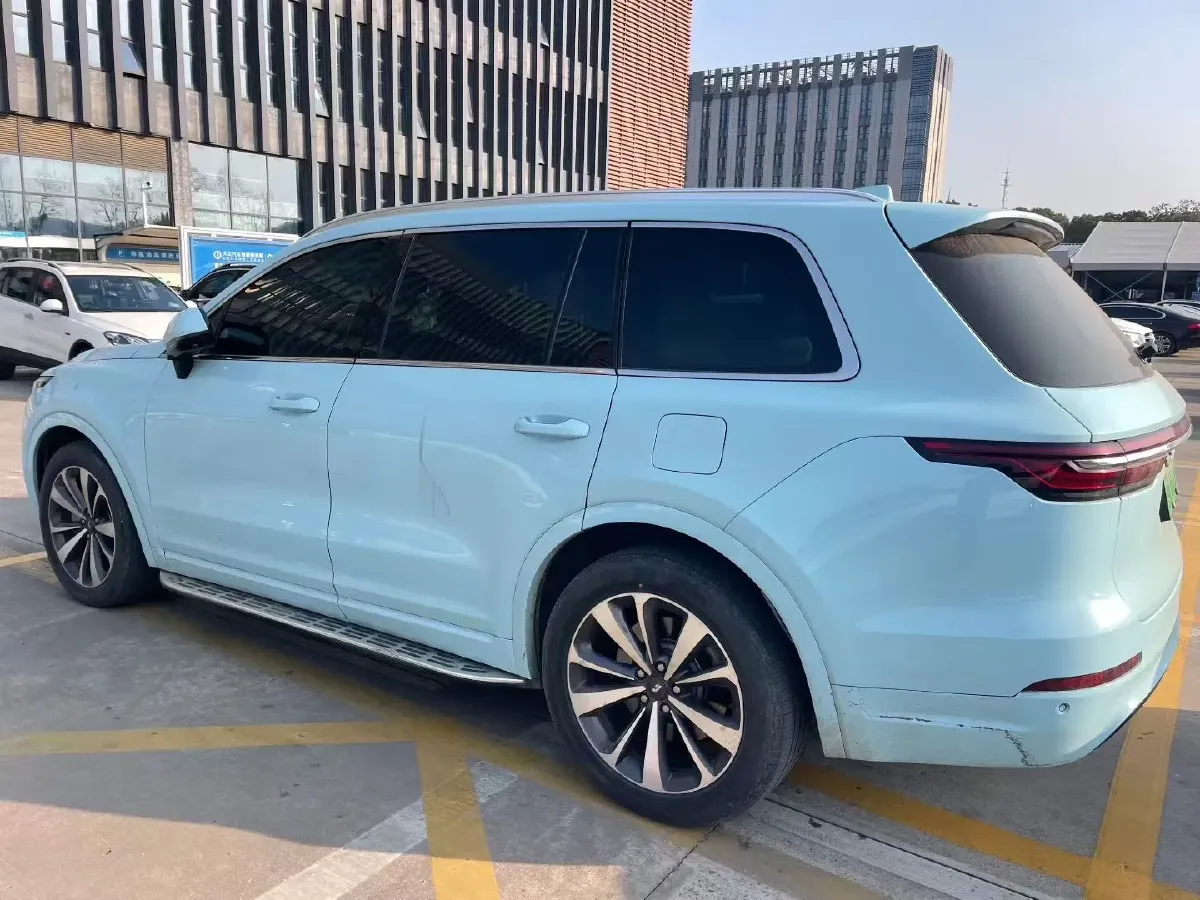 2020 Li ONE Range Extended 131HP REEV 40.5KWH,autocango,china used car exporter,china ev exporter,chinese used car exporter,chinese used ev exporter